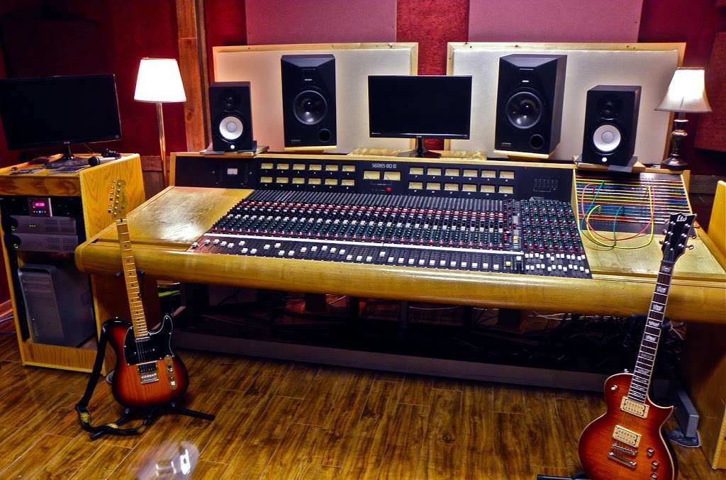 Silver Star Recording Studio | 3402 S Main St, Salisbury, NC 28147, USA | Phone: (704) 565-9155