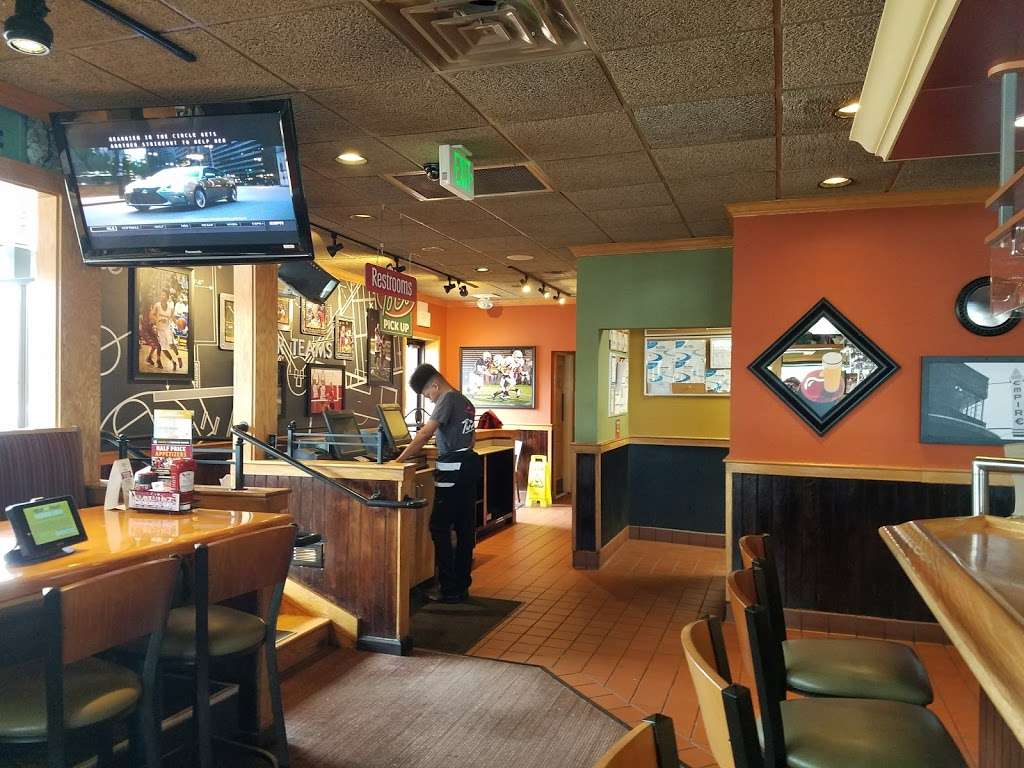 Applebees Grill + Bar | 2 Weis Ln, Hazle Township, PA 18201, USA | Phone: (570) 450-6674