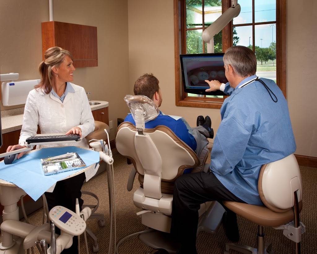 Damon R. Johnson DDS Dental Excellence: Edmond Dentist | 1400 W Covell Rd, Edmond, OK 73003, USA | Phone: (405) 348-6161