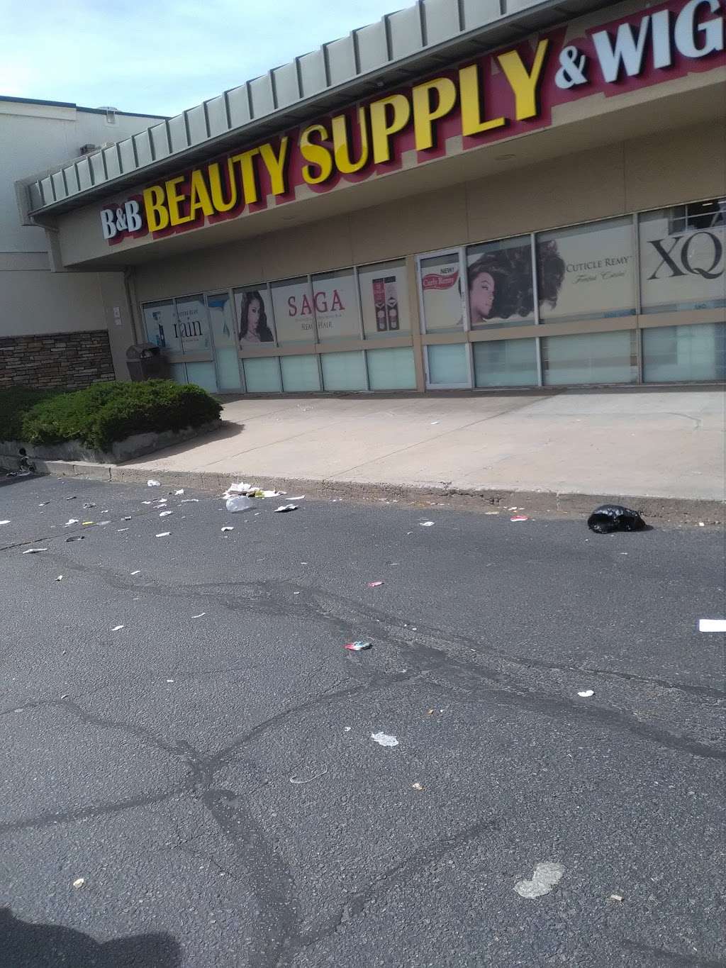 B & B Beauty Supply & Wigs | 12415 E Mississippi Ave #104, Aurora, CO 80012, USA | Phone: (303) 577-0144