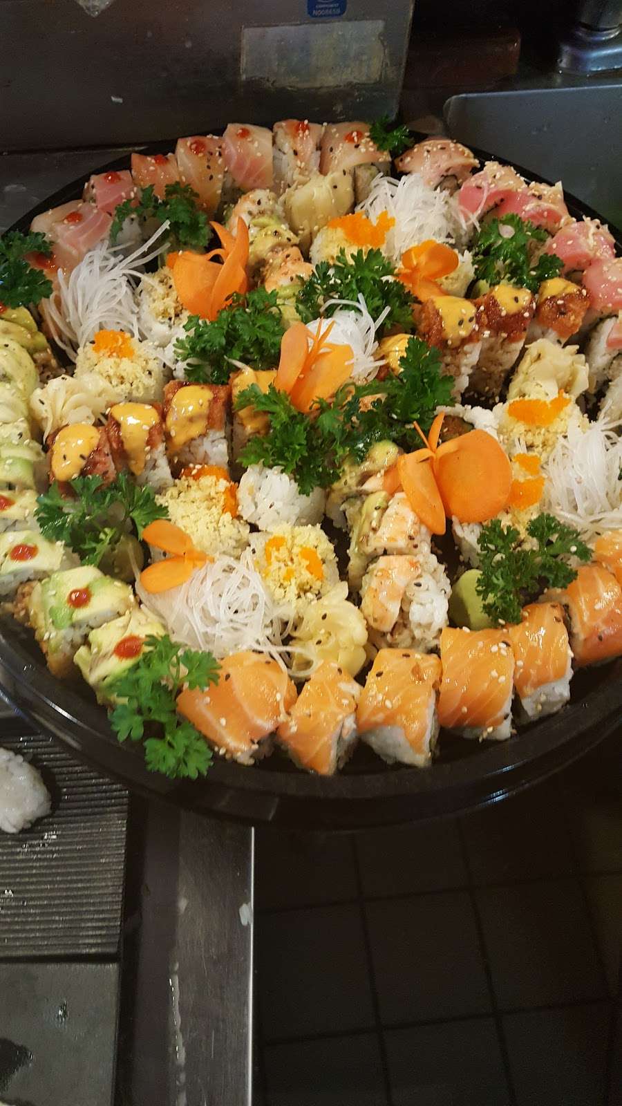 Ginzaya Sushi | 15288-15290 Rosecrans Ave, La Mirada, CA 90638, USA | Phone: (714) 994-6933