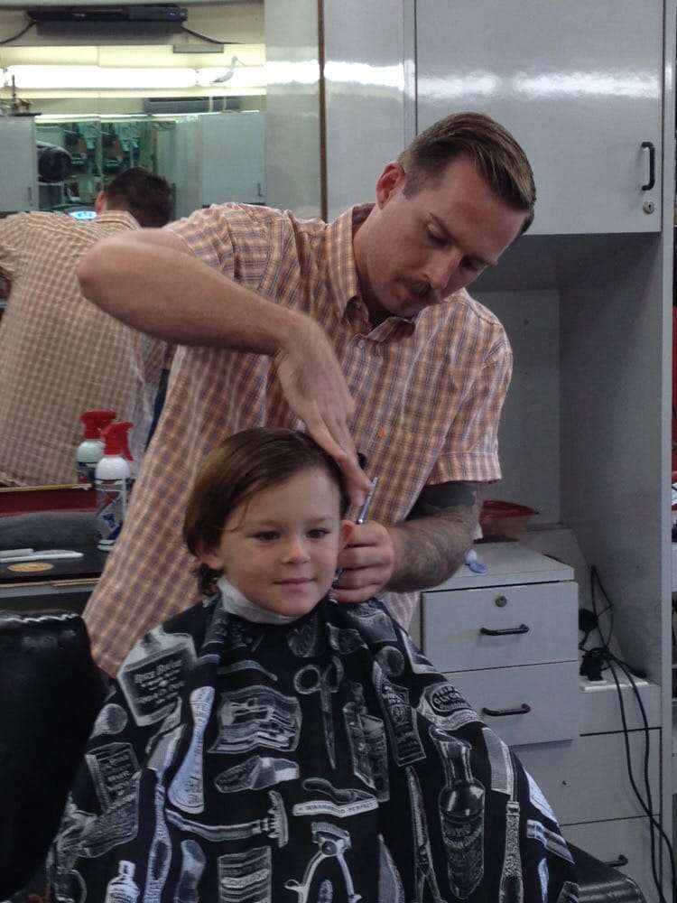 Surf City Barbers | 9944 Hamilton Ave, Huntington Beach, CA 92646, USA | Phone: (714) 968-6313