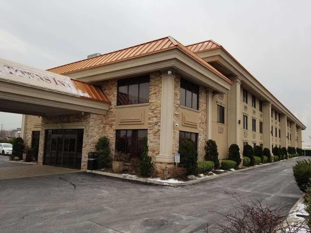 Five Towns Inn | 655 Rockaway Turnpike, Lawrence, NY 11559, USA | Phone: (516) 371-2600