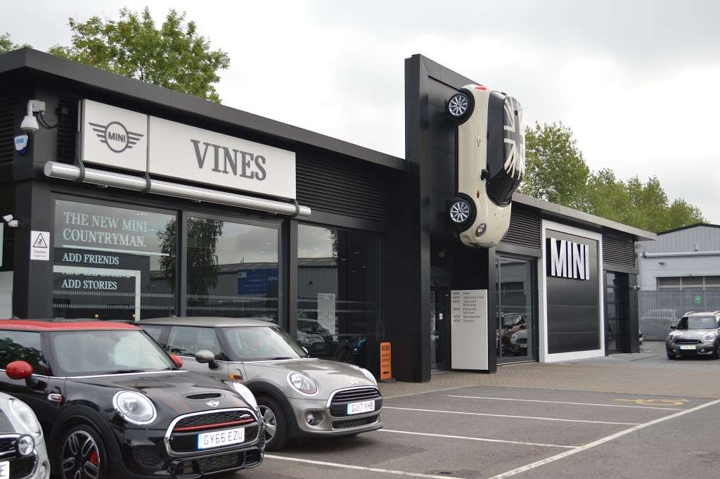 Vines of Redhill MINI | 10 Bonehurst Rd, Salfords, Redhill RH1 5EP, UK | Phone: 01293 787380