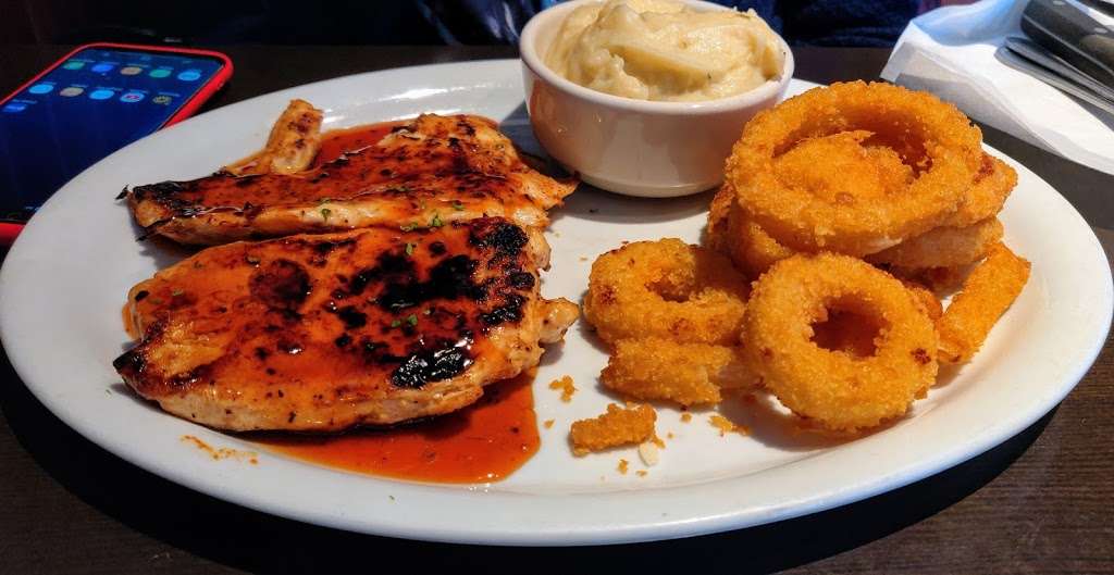 Ruby Tuesday | 5320 S 76th St, Greendale, WI 53129, USA | Phone: (414) 423-0530