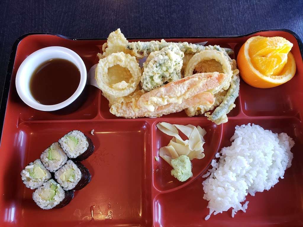 Kinka Sushi | 1410 S McDowell Blvd, Petaluma, CA 94954, USA | Phone: (707) 778-1872