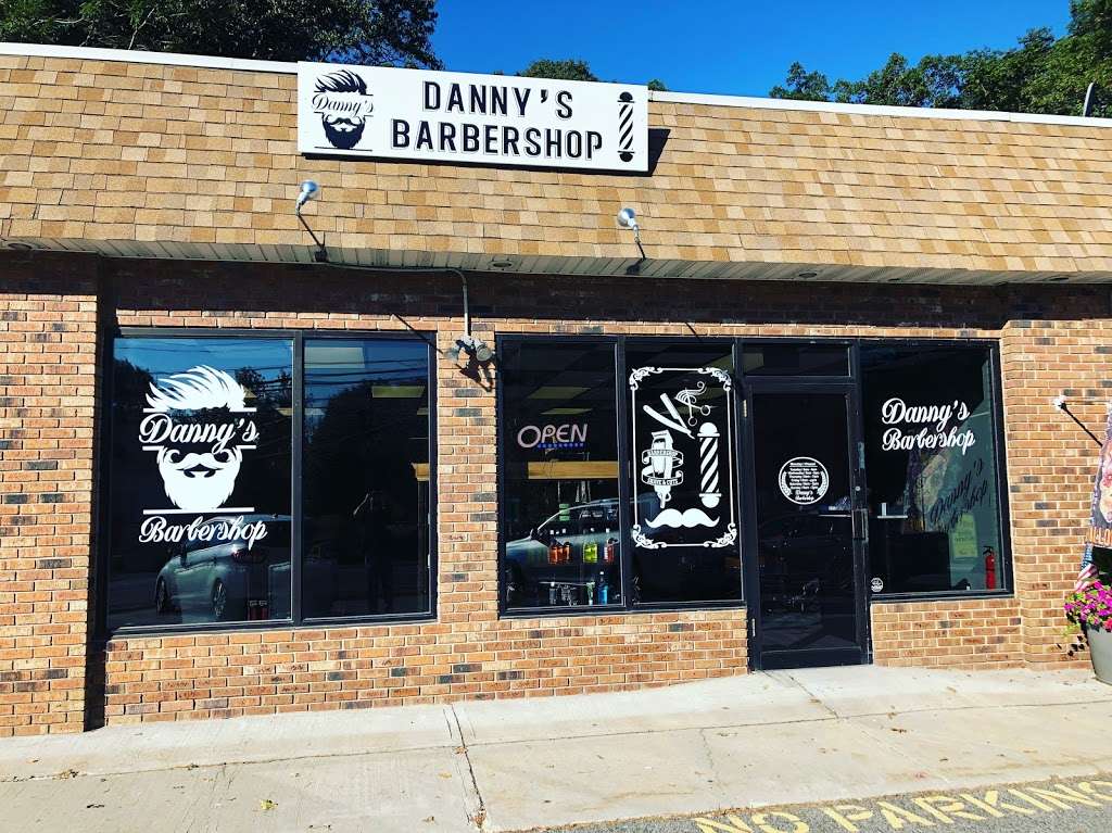 Danny’s barbershop | 150 S Main St, Newtown, CT 06470, USA | Phone: (203) 304-1632