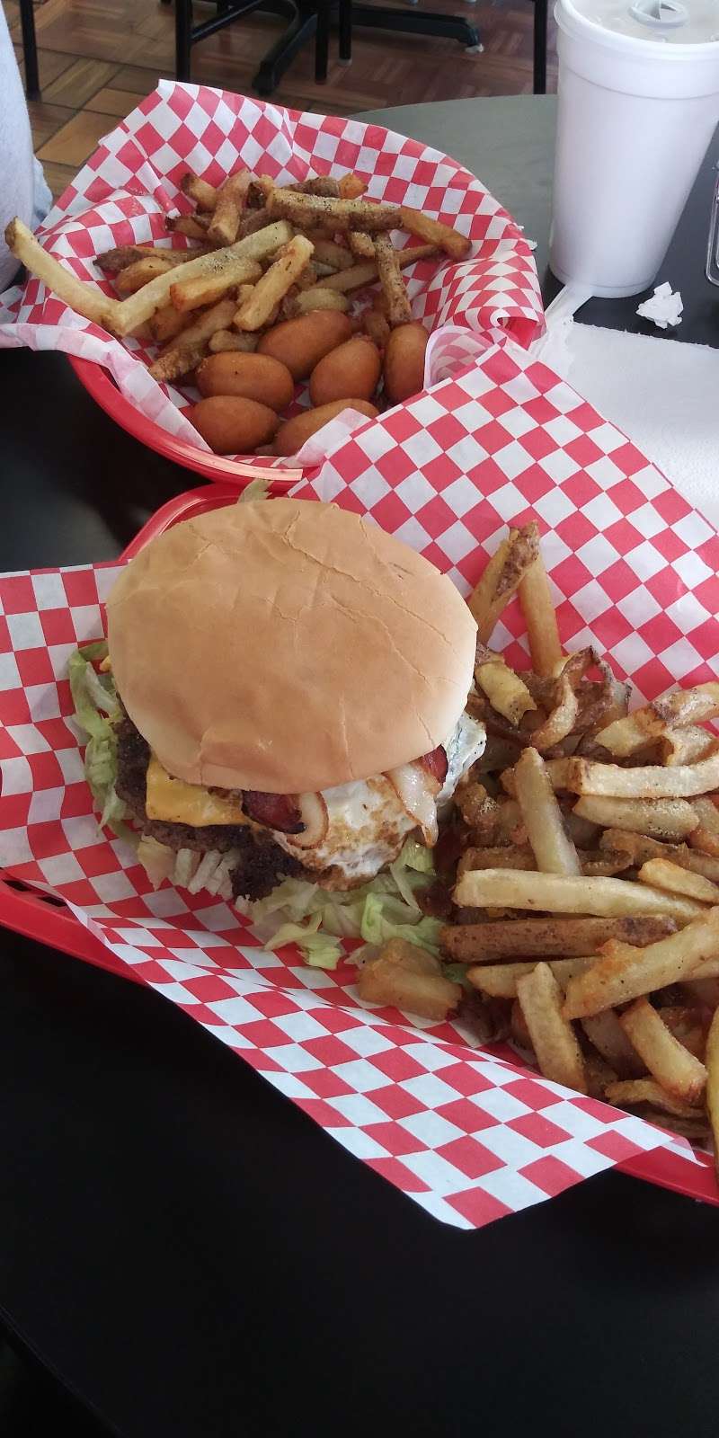 Porky’s Burgers & Wings | 4612 Gus Thomasson Rd, Mesquite, TX 75150, USA | Phone: (972) 863-9220