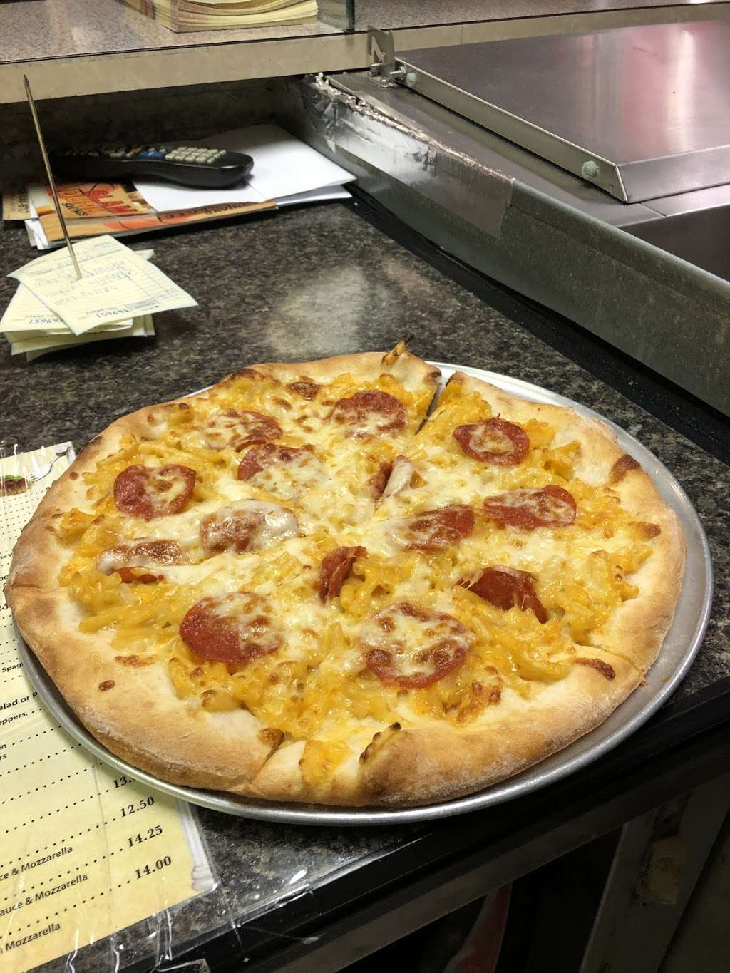 Mr Pizza | 118 Carlton Ave, East Rutherford, NJ 07073, USA | Phone: (201) 935-6367