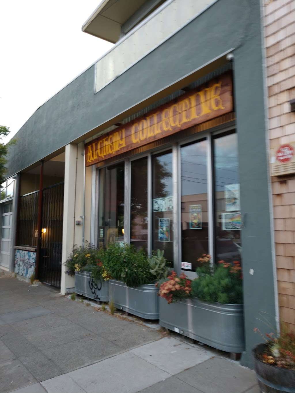 Alchemy Collective Cafe and Roaster | 1741 Alcatraz Ave, Berkeley, CA 94703, USA | Phone: (510) 394-4758