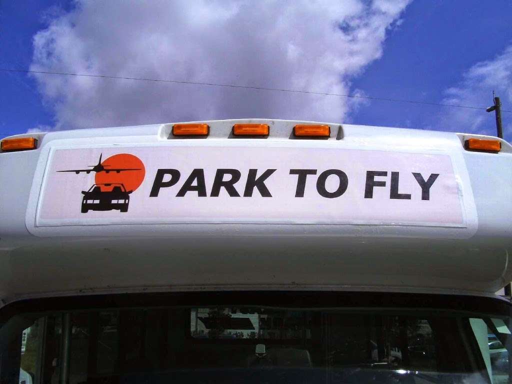 Park To Fly | 1900 Jetport Dr, Orlando, FL 32809, USA | Phone: (407) 851-8875