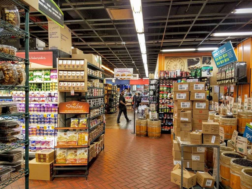 Fairway Market | 240 East 86th St, New York, NY 10028, USA | Phone: (212) 327-2008