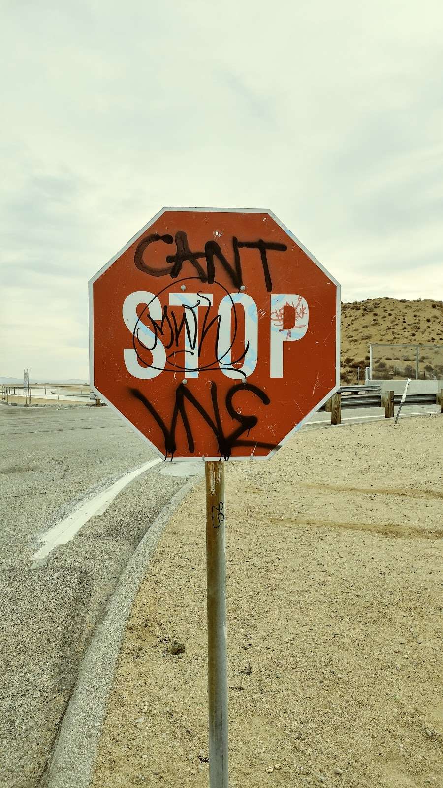 California Aqueduct Parking Lot | Palmdale, CA 93551, USA