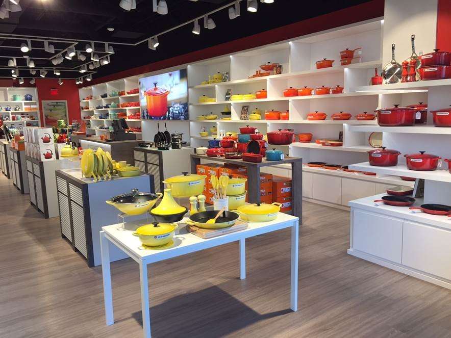 Le Creuset Outlet Store | 29300 US-290 SUITE 119, Cypress, TX 77433, USA | Phone: (281) 256-7356