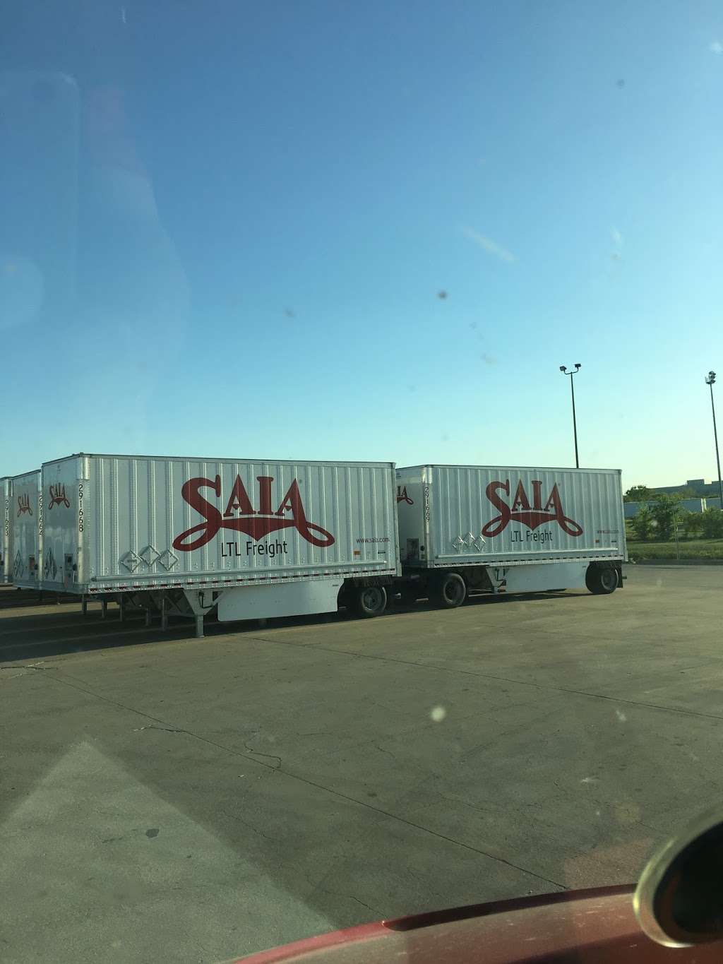 Saia LTL Freight | 4356 Singleton Blvd, Dallas, TX 75212, USA | Phone: (214) 267-4100