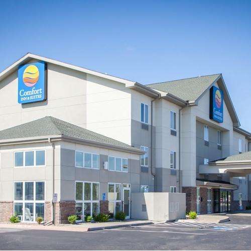 Comfort Inn & Suites | 2304 S Commercial St, Harrisonville, MO 64701, USA | Phone: (816) 884-4124