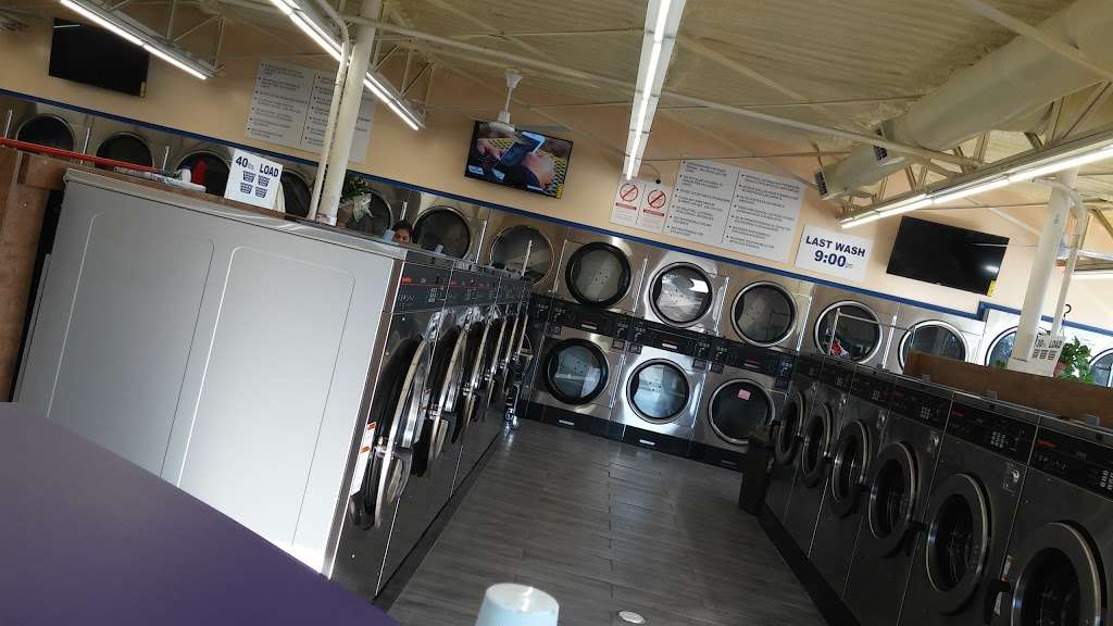 Lavanderia Viva Coin Laundry | 2409 Garden Oaks Dr, Irving, TX 75061, USA