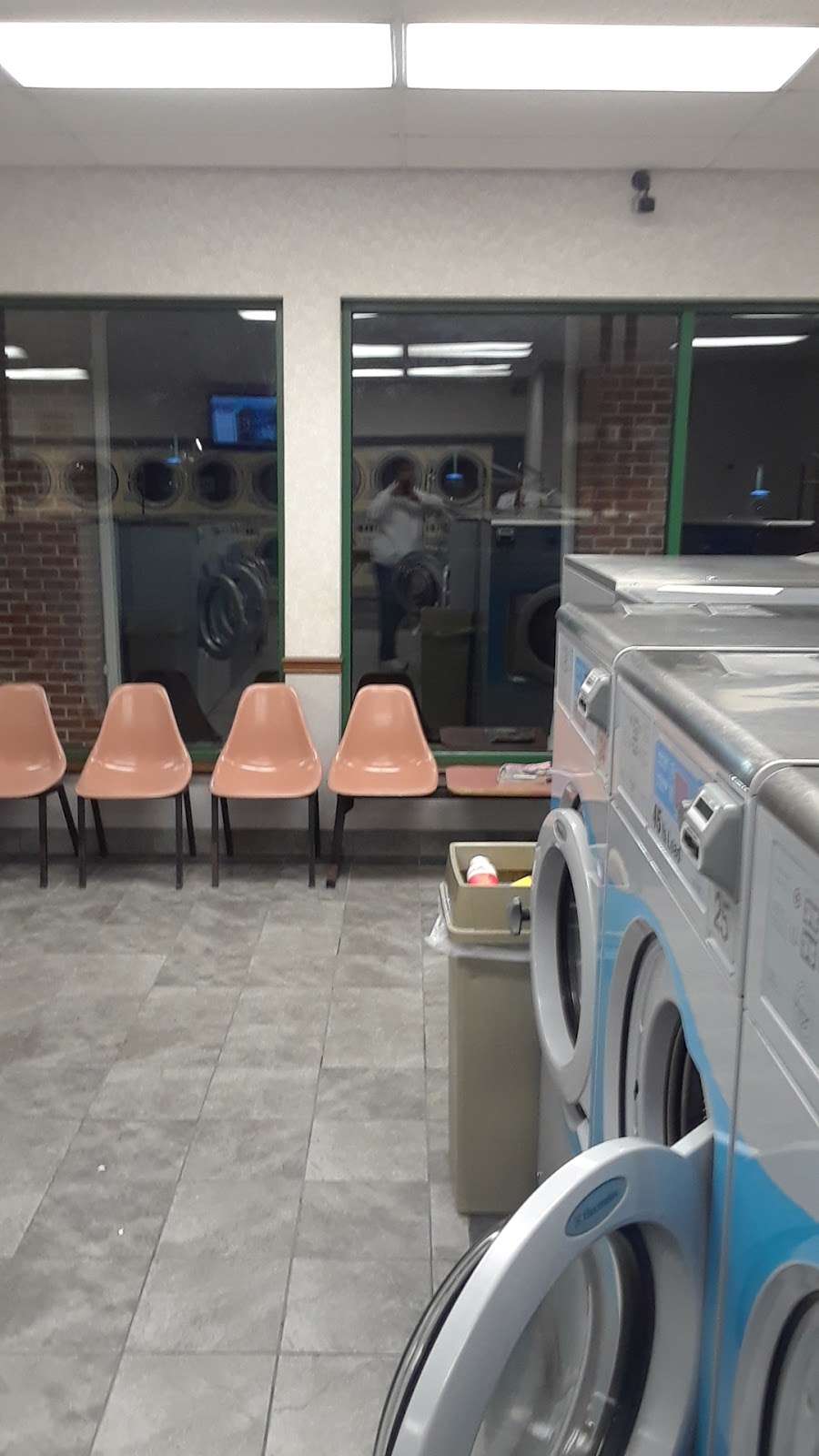 Rising Sun Laundromat | 235 E Main St, Rising Sun, MD 21911, USA | Phone: (410) 658-5333