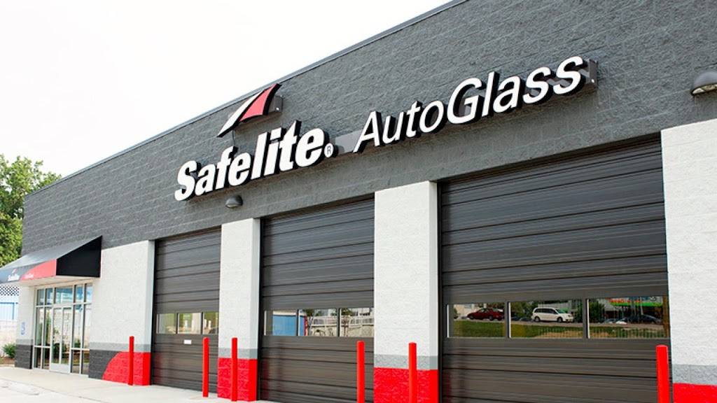 Safelite AutoGlass | 4601 E Cheyenne Ave Ste 113, Las Vegas, NV 89115, USA | Phone: (702) 289-4689