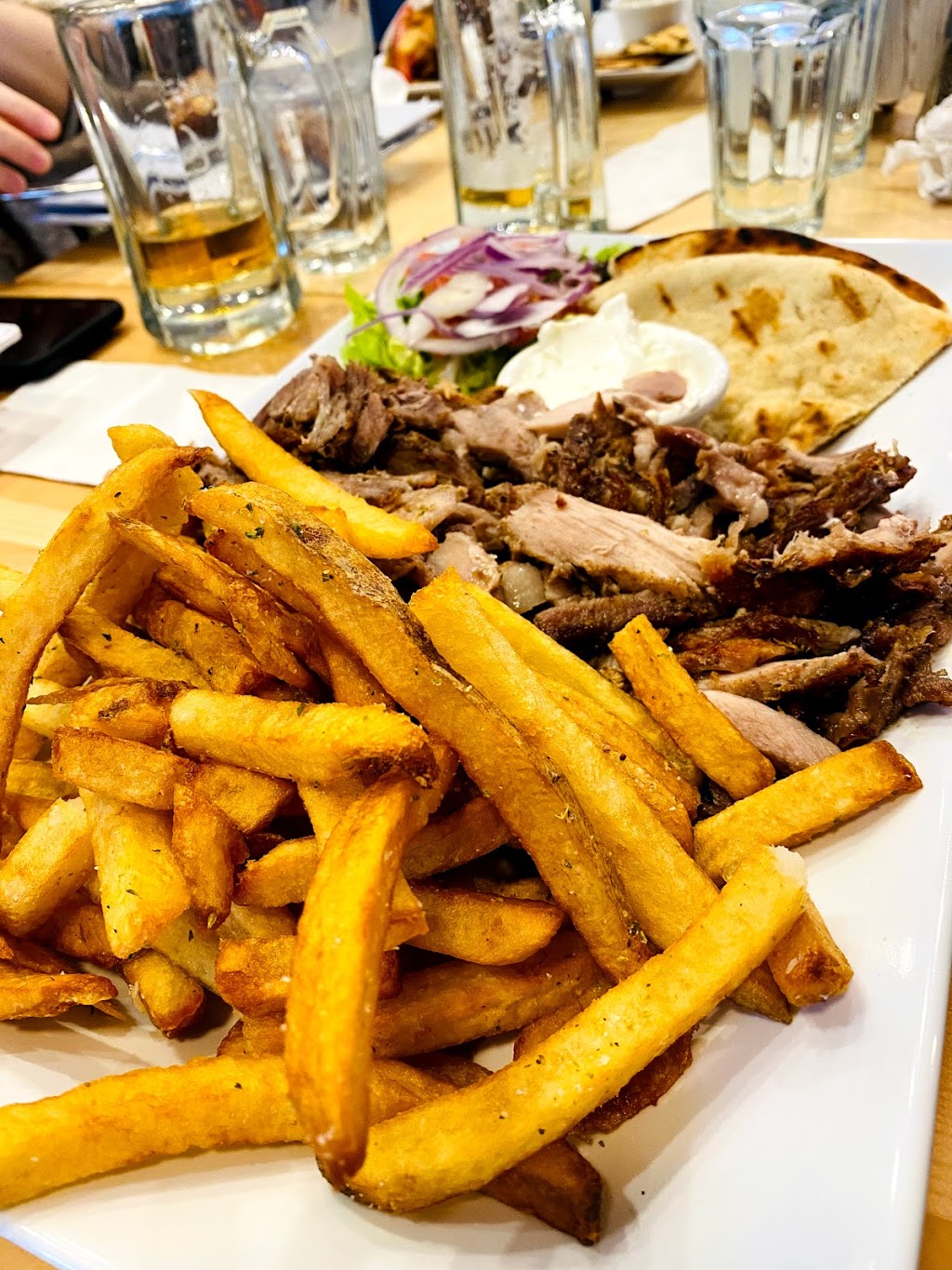 Nikos Souvlaki | 19-33 Ditmars Blvd, Queens, NY 11105, USA | Phone: (929) 208-0196