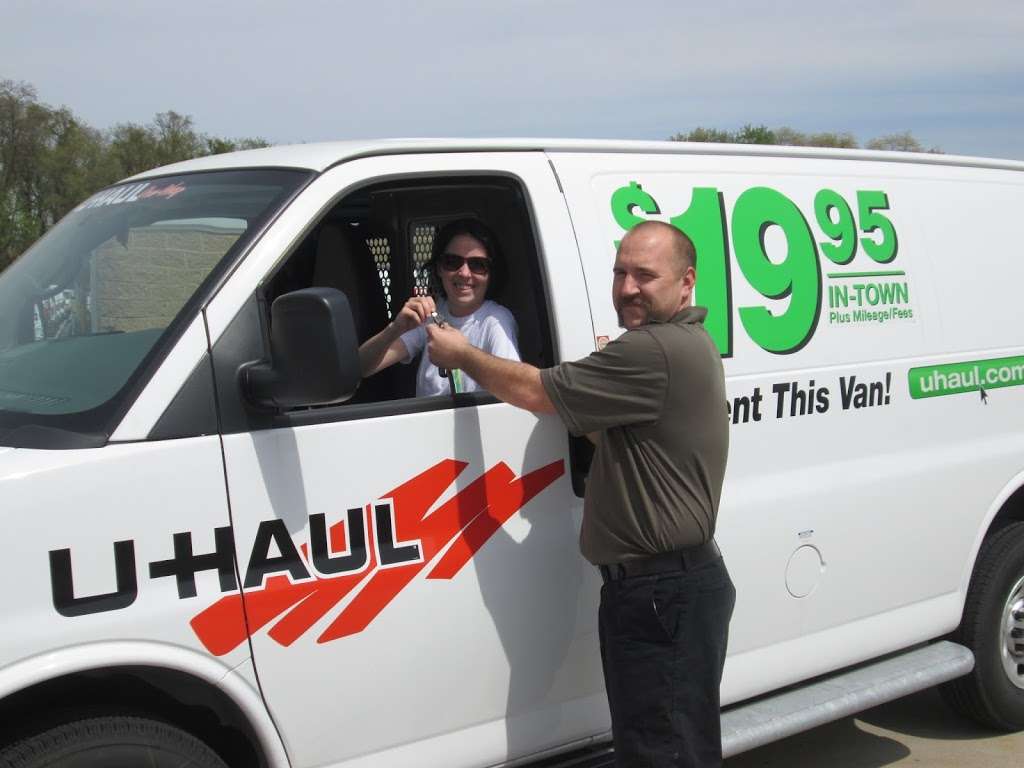 U-Haul Moving & Storage of Clementon | 270 White Horse Pike, Clementon, NJ 08021, USA | Phone: (856) 783-5888