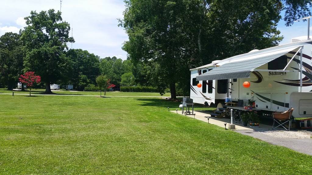 Coopers RV Park | Business West, 13528 US Hwy 70 E, Clayton, NC 27520, USA | Phone: (919) 359-8060