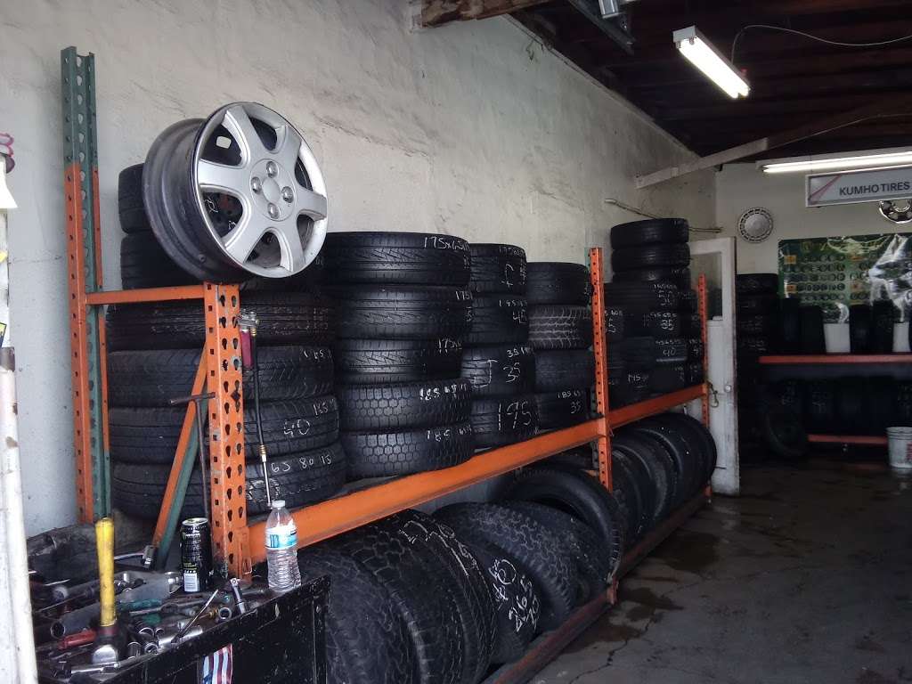 Old School Tires | 13978 Old 215 Frontage Rd, Moreno Valley, CA 92553, USA | Phone: (951) 653-7200