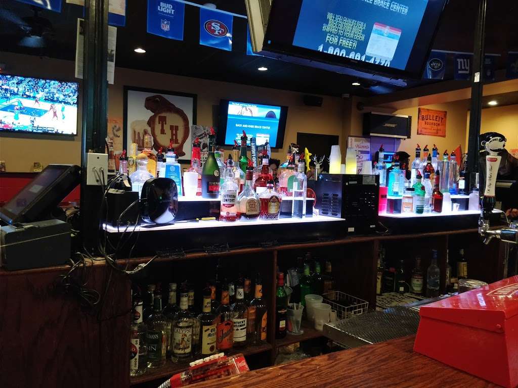 Town Hall Liquor And Bar | 8135 Baltimore Ave, College Park, MD 20740, USA | Phone: (301) 474-3322