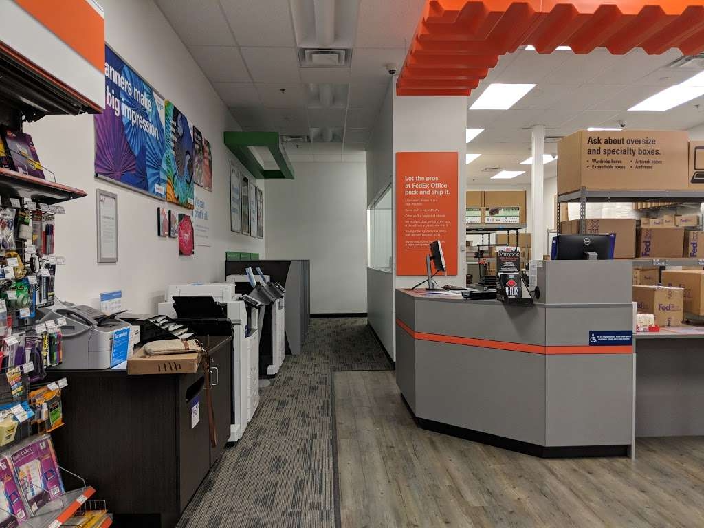 FedEx Office Print & Ship Center | 1415 E Renner Rd #230, Richardson, TX 75082, USA | Phone: (972) 479-9266