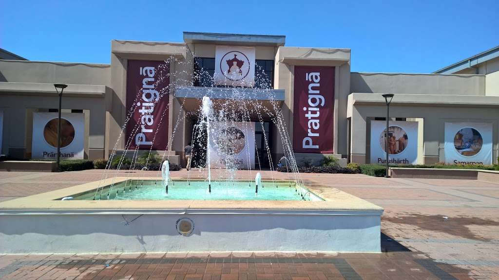 BAPS Shri Swaminarayan Mandir | 4601 State Hwy 161, Irving, TX 75038, USA | Phone: (972) 243-8669