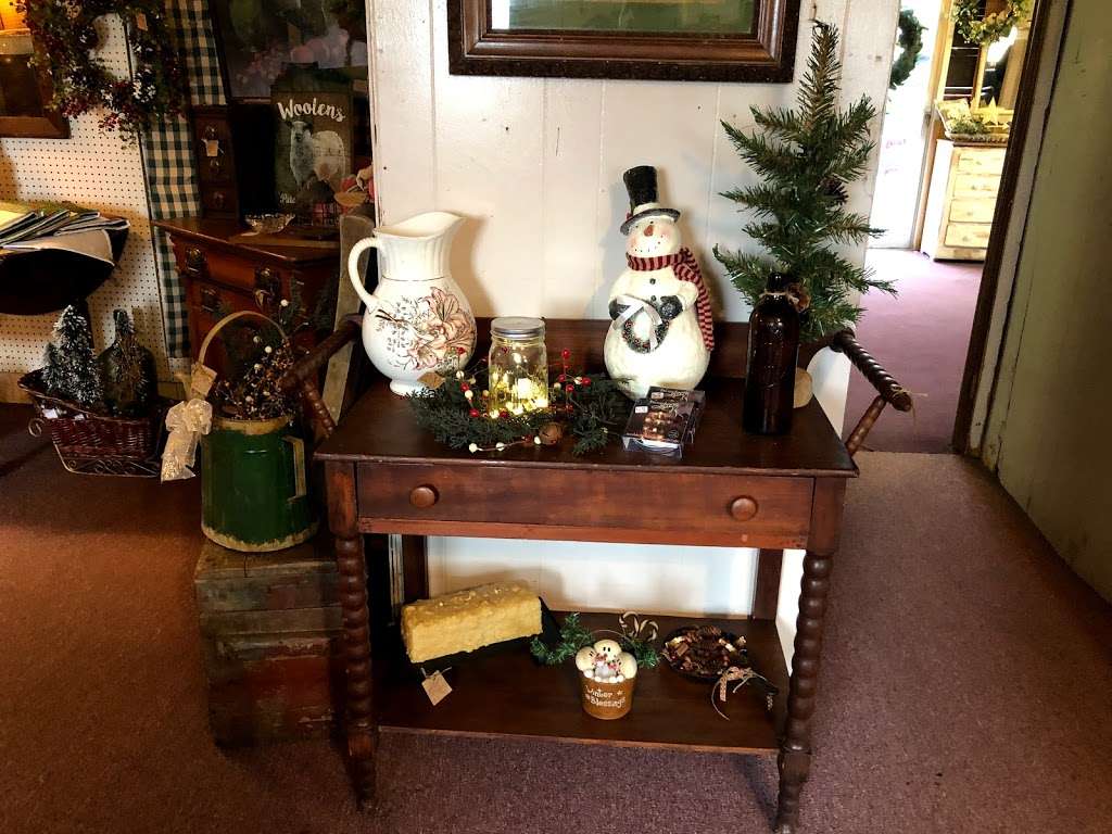 Century House Antiques | 936 Deturksville Rd, Pine Grove, PA 17963, USA | Phone: (570) 345-8363