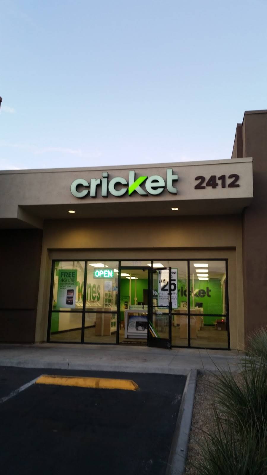 Cricket Wireless Authorized Retailer | 2412 E Desert Inn Rd, Las Vegas, NV 89121, USA | Phone: (702) 737-2086