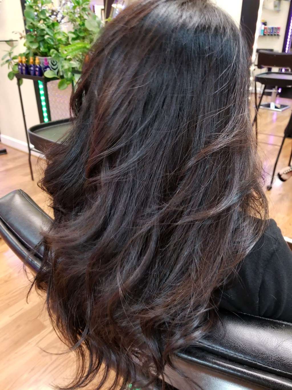 Shebang Hair Salon & Spa | 20789 Great Falls Plaza, Sterling, VA 20165, USA | Phone: (703) 433-2669