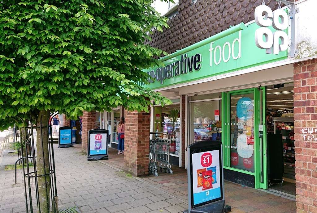 Co-op Food - West Kingsdown | 32-34 Hever Rd, West Kingsdown, Sevenoaks TN15 6HD, UK | Phone: 01474 852355