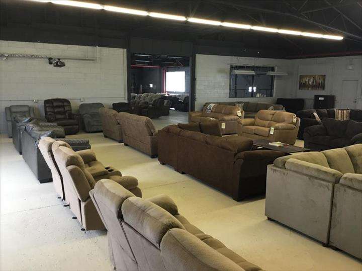 Barlows Furniture | 917 E Cemetery Ave, Chenoa, IL 61726, USA | Phone: (815) 945-1106