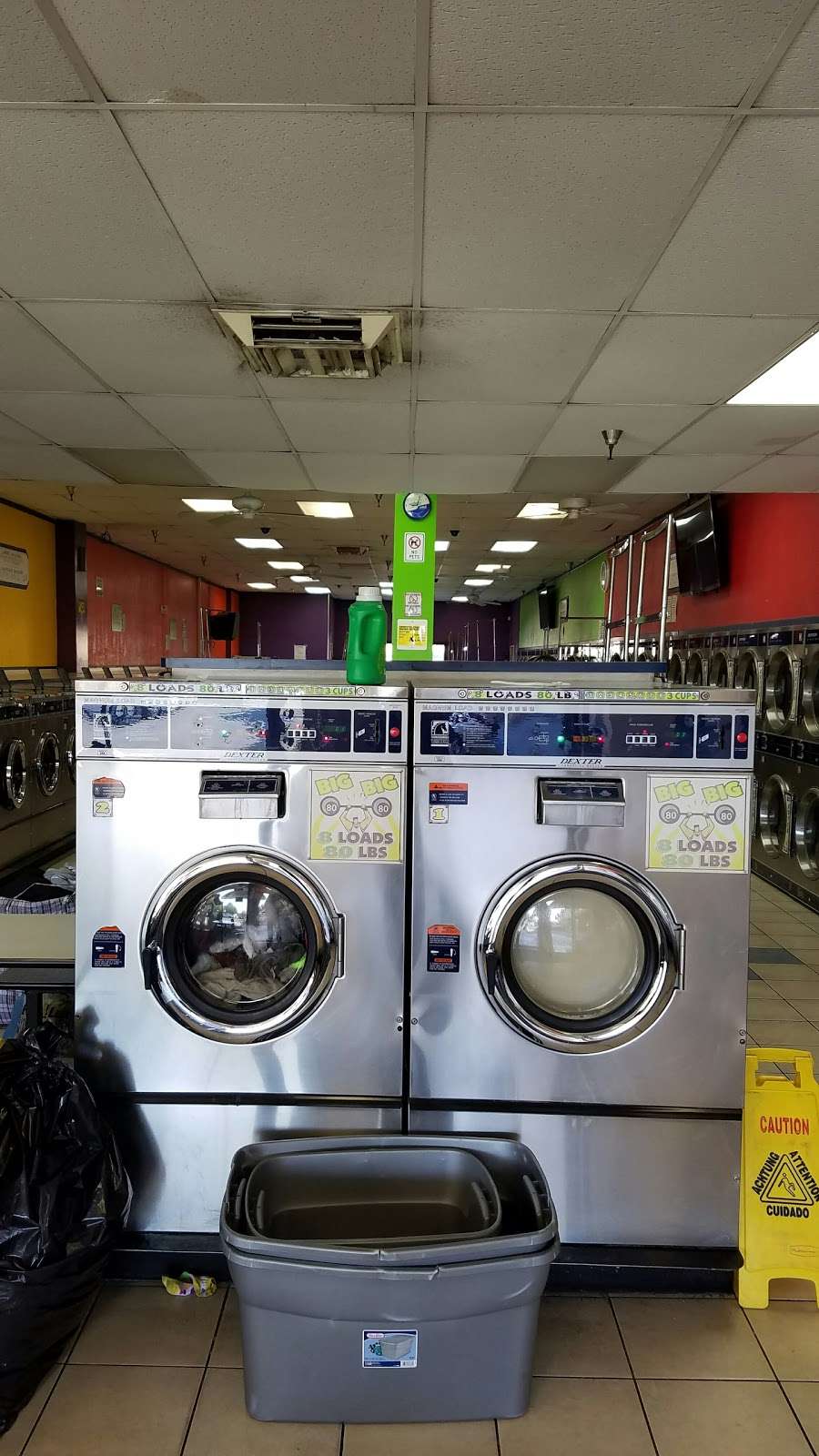 Coinless Laundry | 2102 E Highland Ave, San Bernardino, CA 92404, USA | Phone: (909) 864-4730