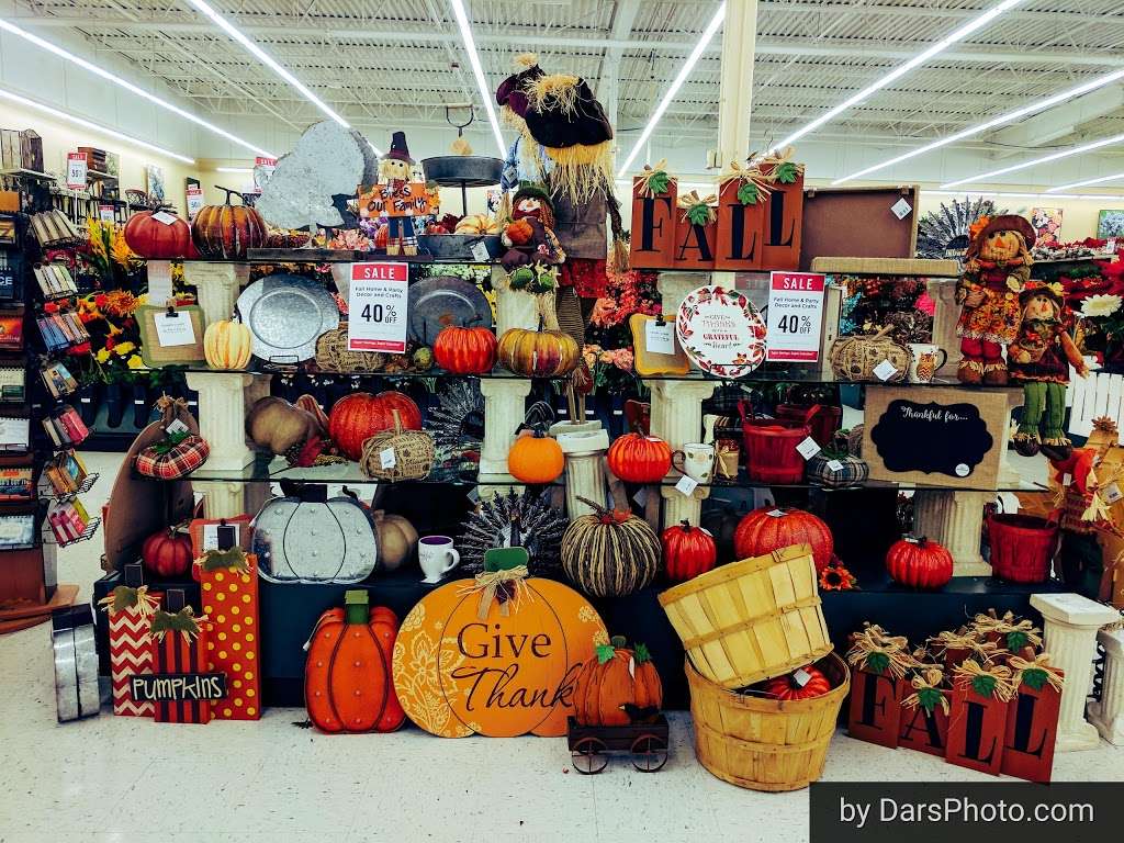 Hobby Lobby | 1055 E Golf Rd, Schaumburg, IL 60173, USA | Phone: (847) 517-3381