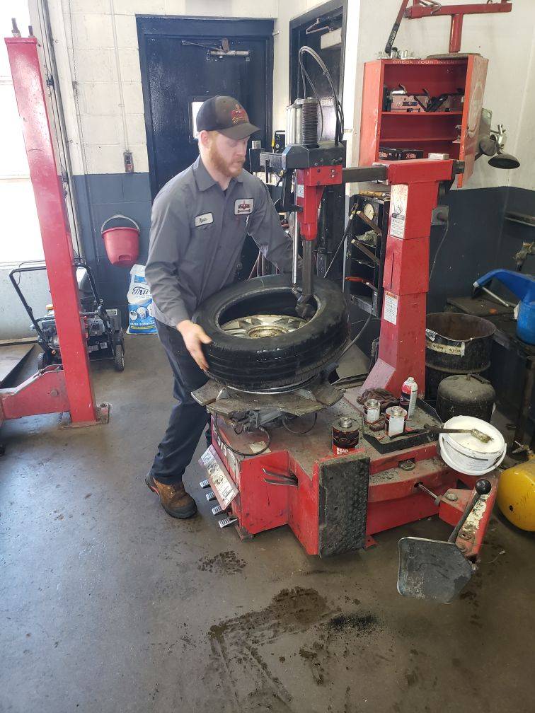 Brausen Family Automotive Repair | 1310 County Rd E, Arden Hills, MN 55112, USA | Phone: (651) 633-4100