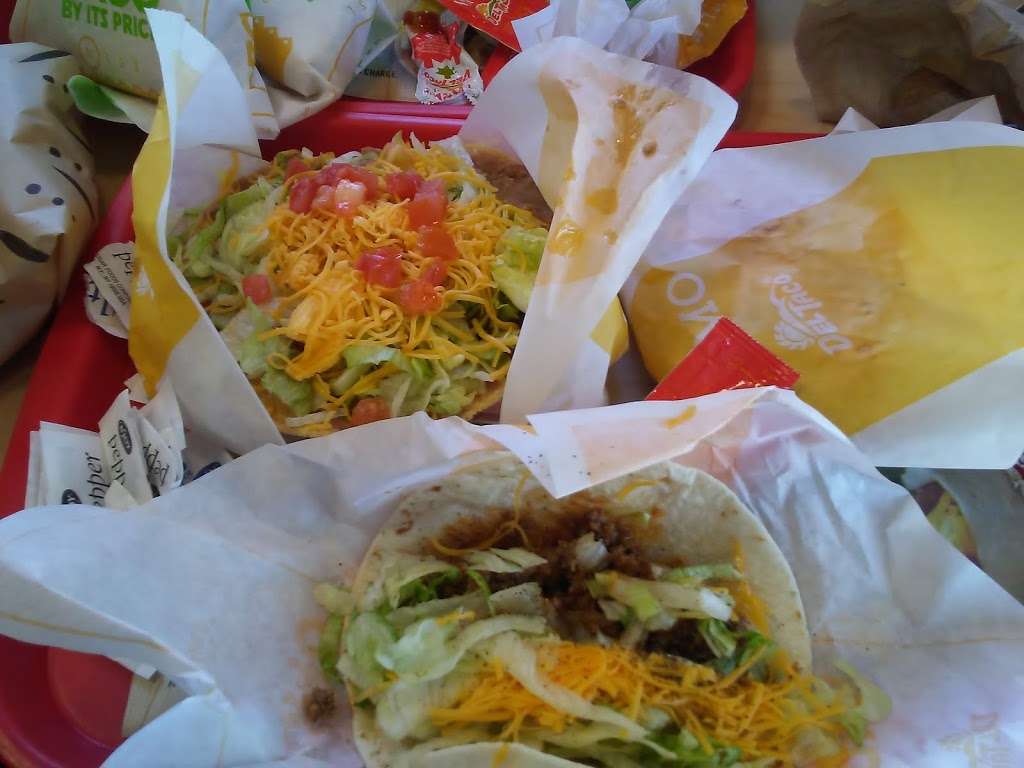 Del Taco | 7665 W Lower Buckeye Rd, Phoenix, AZ 85043, USA | Phone: (623) 474-2855