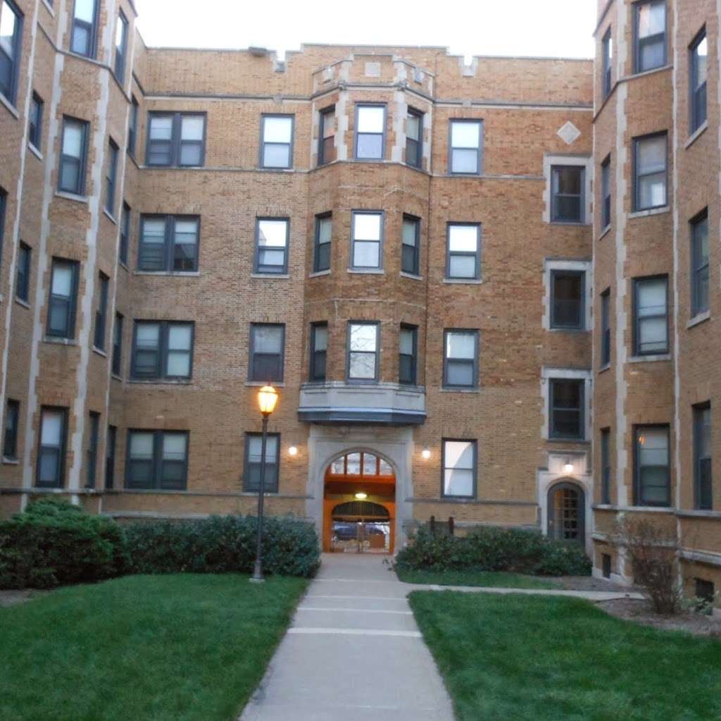 Realty & Mortgage Co. - Lakeside Grant Manor | 7425 S South Shore Dr, Chicago, IL 60649, USA | Phone: (773) 731-7425