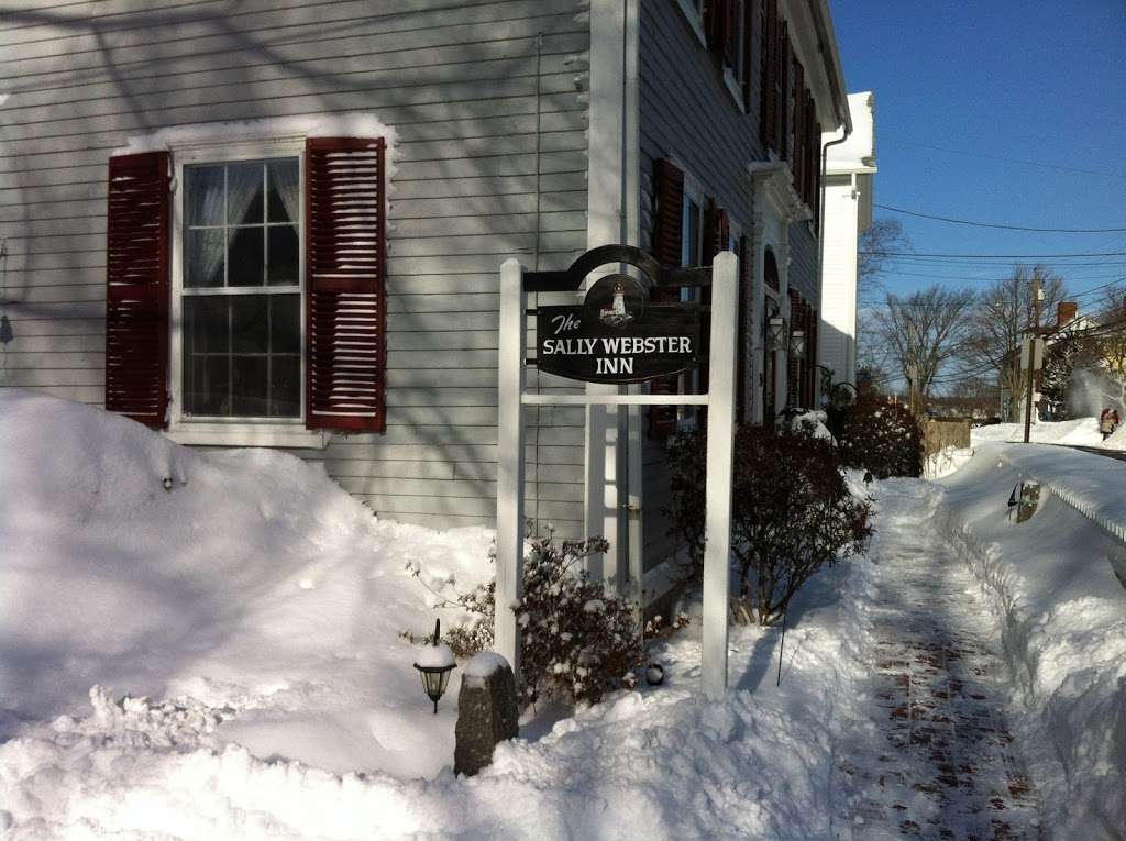 Sally Webster Inn | 34 Mt Pleasant St, Rockport, MA 01966, USA | Phone: (978) 546-9251