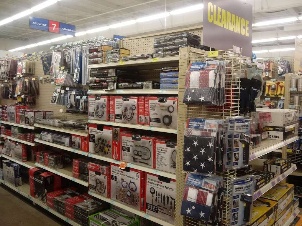 Harbor Freight Tools | 395 NW Barry Rd, Kansas City, MO 64155, USA | Phone: (816) 436-4200