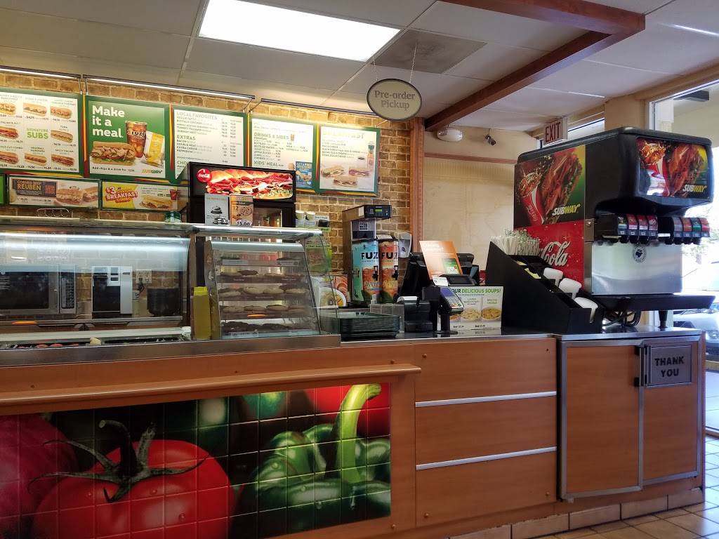 Subway | 2360 W 68th St #127, Hialeah, FL 33016, USA | Phone: (305) 362-9366