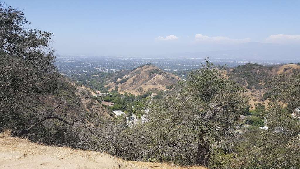 Coldwater Canyon Open Space | 8260 Mulholland Drive, Los Angeles, CA 90046, USA | Phone: (818) 753-4600