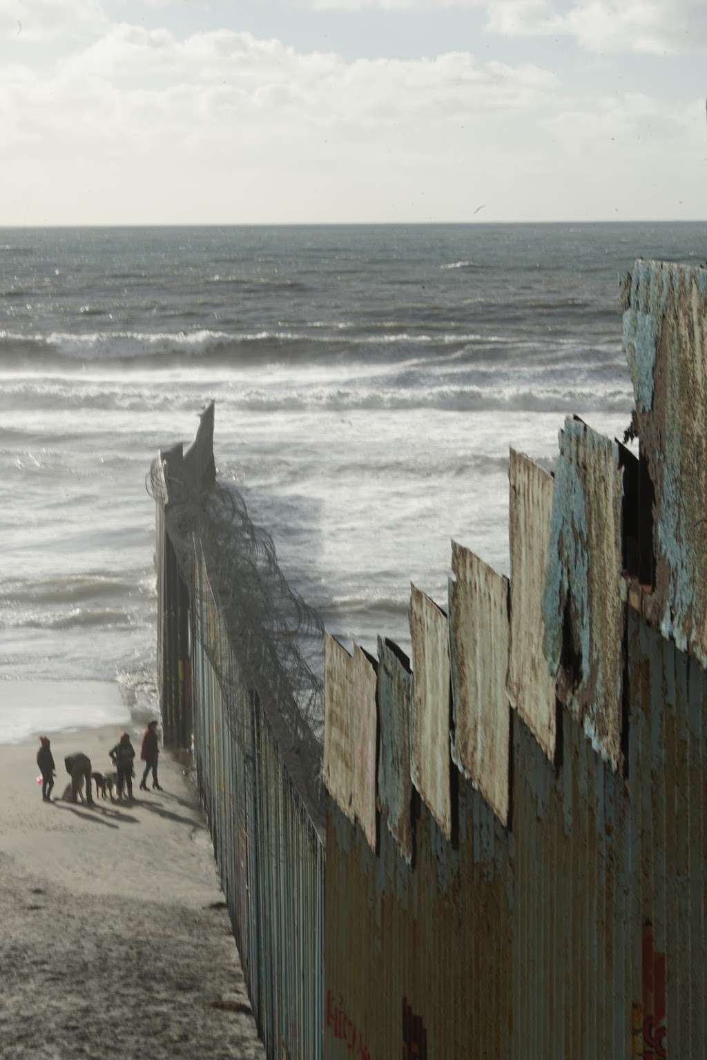 El Muro en la Playa, Tijuana | Faro, Monumental, Tijuana, B.C.
