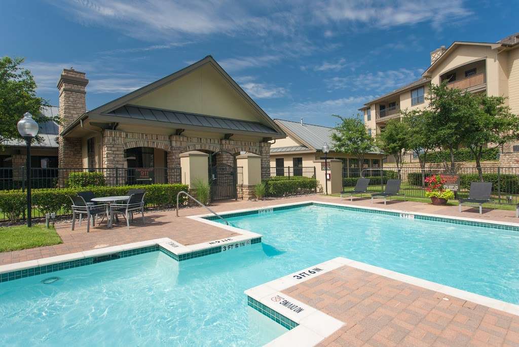 Wind Dance Apartments | 1220 Indian Run Dr, Carrollton, TX 75010, USA | Phone: (972) 395-9800