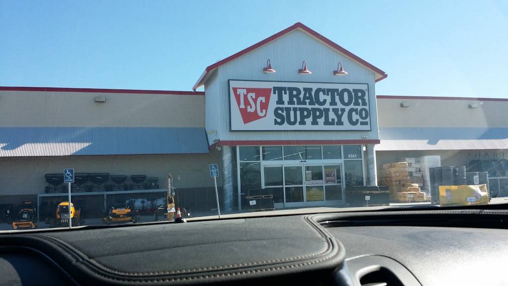 Tractor Supply Co. | 9541 Alameda Ave, El Paso, TX 79927, USA | Phone: (915) 858-0856