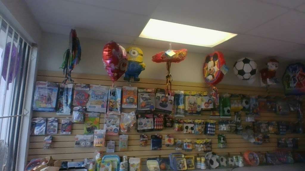 Yahir Party Supplies | 454 NW 22nd Ave Suite 107, Miami, FL 33125, USA | Phone: (786) 318-0227