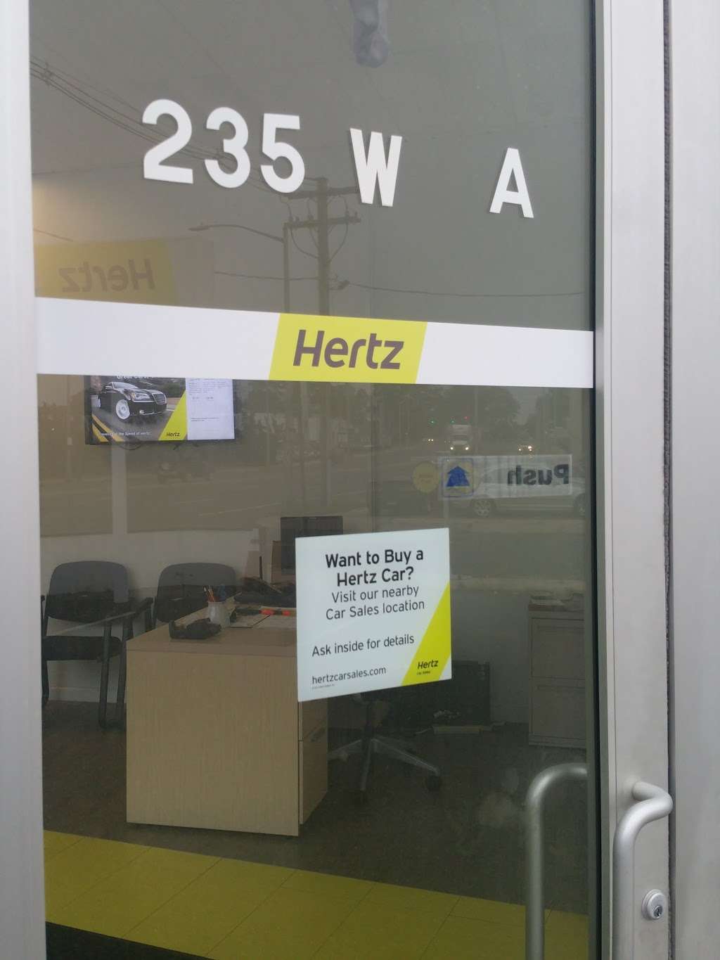 Hertz | 235 W Sunrise Hwy, Freeport, NY 11520, USA | Phone: (516) 771-2135