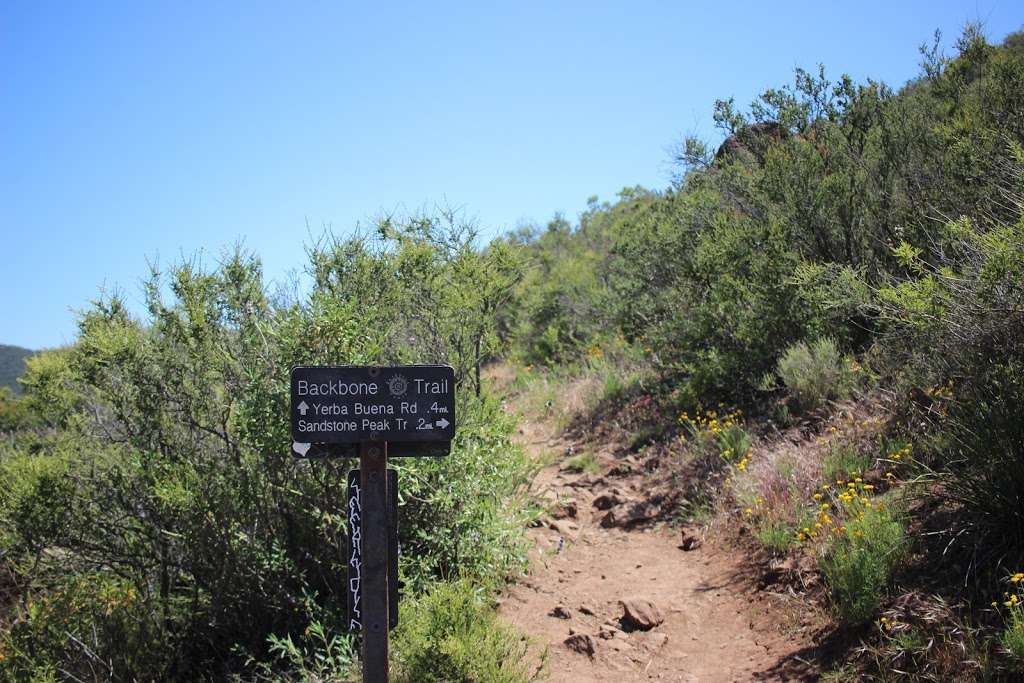 Split Rock | Mishe Mokwa Trail, Westlake Village, CA 91361, USA